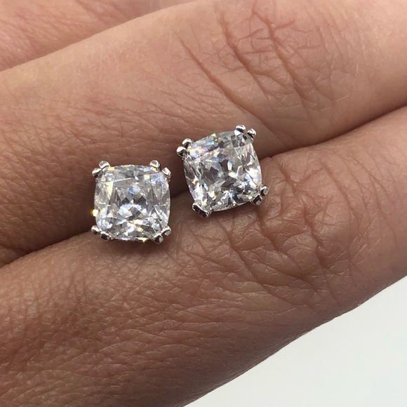 14k 1ct Cushion Cut Earrings - Picture 5 of 11